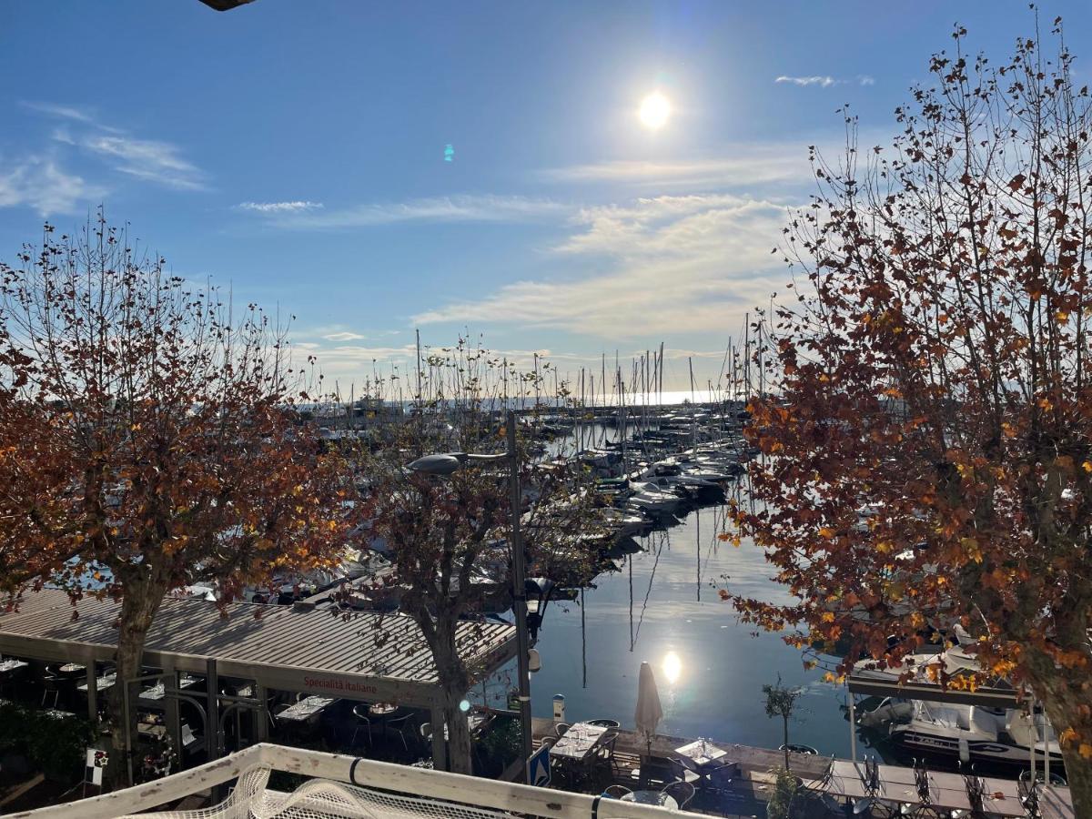 Le Petit Pinson Meerblick Port โกลเฟอ-จวน ภายนอก รูปภาพ